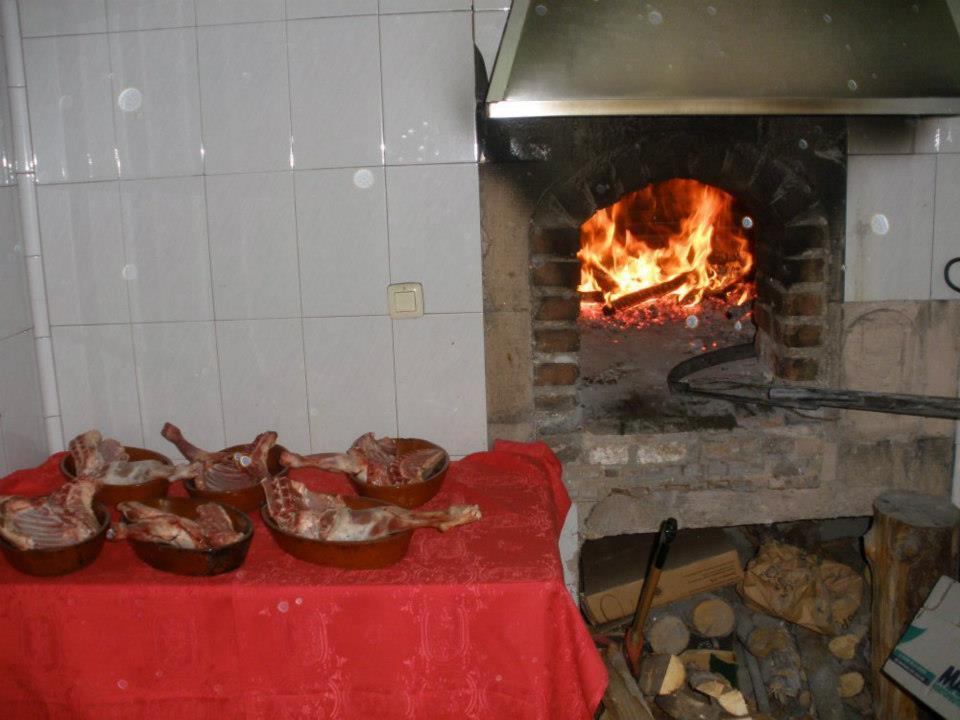 Hostal Restaurante Villa De Sepúlveda Eksteriør bilde