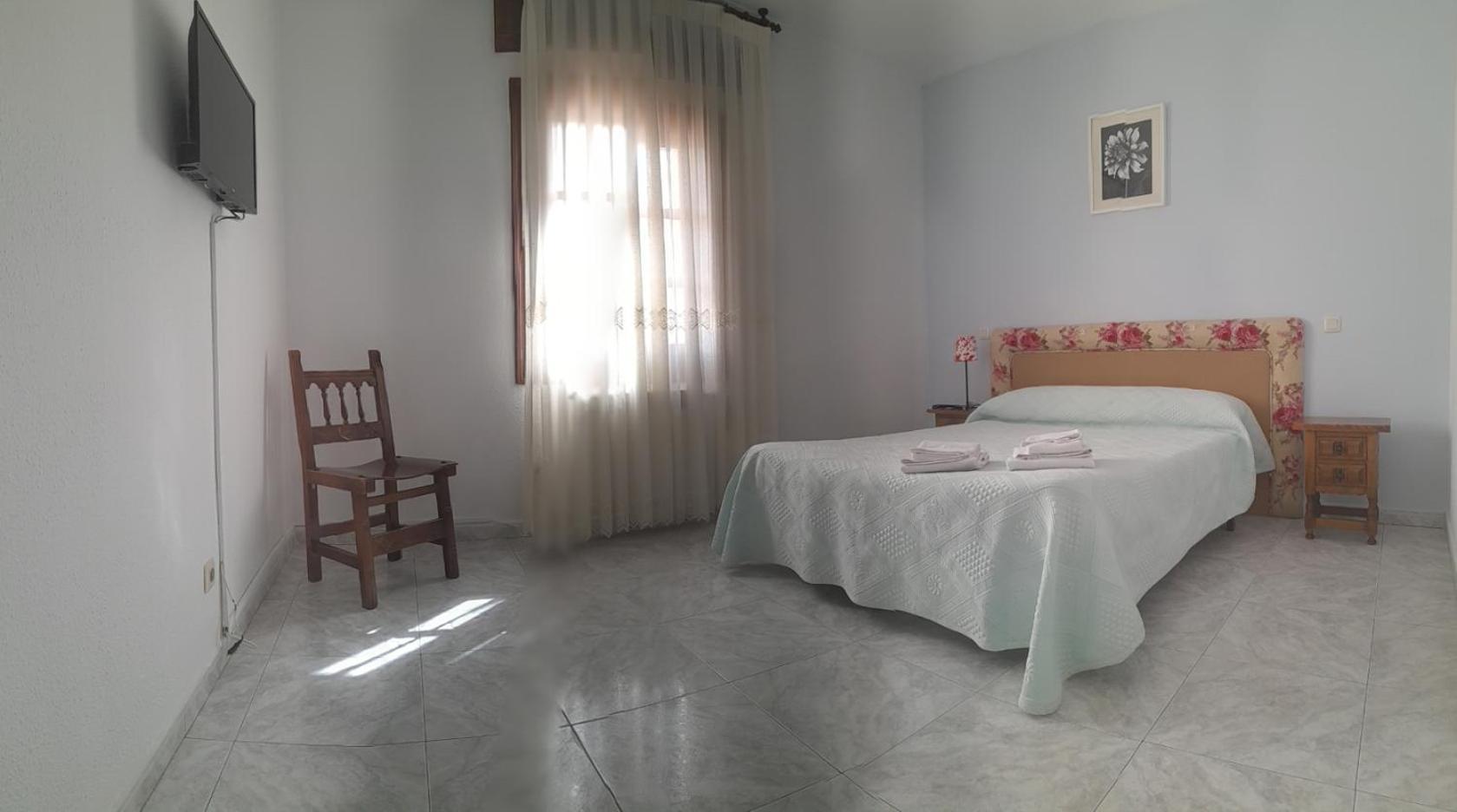Hostal Restaurante Villa De Sepúlveda Eksteriør bilde