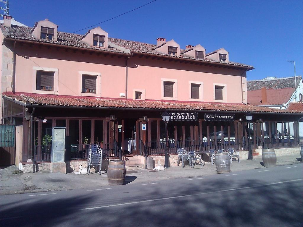 Hostal Restaurante Villa De Sepúlveda Eksteriør bilde